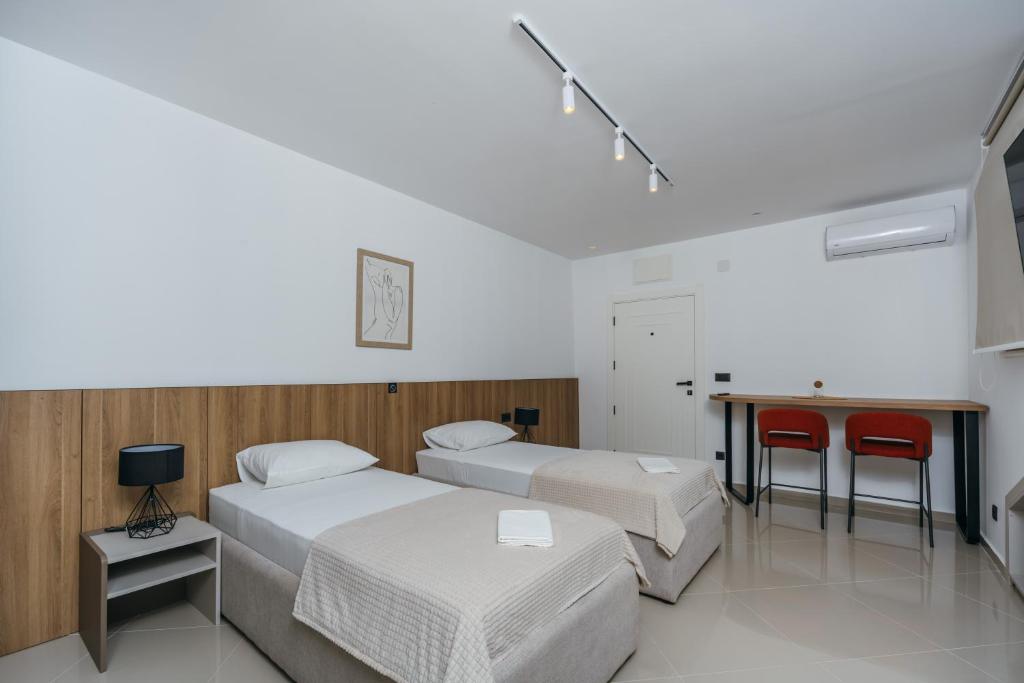 Bliss Apartments - 5