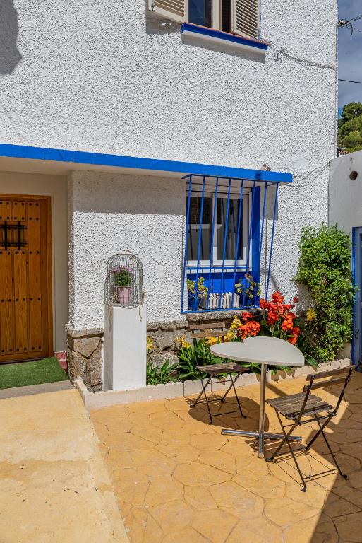 Blue Castle GuestHouse - 5