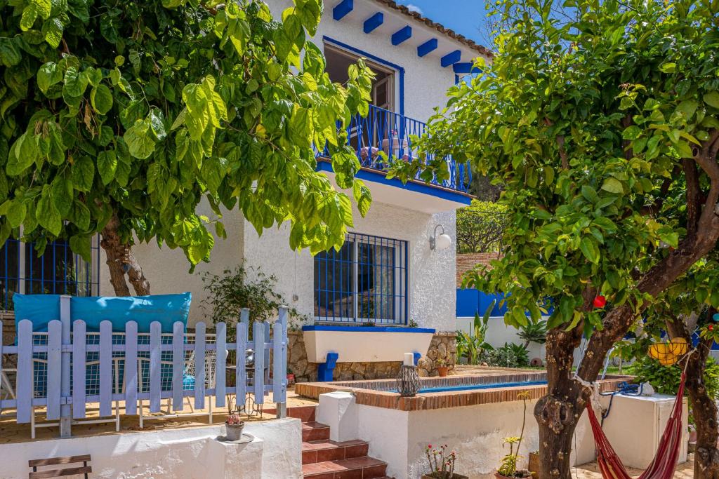 Blue Castle GuestHouse - 3