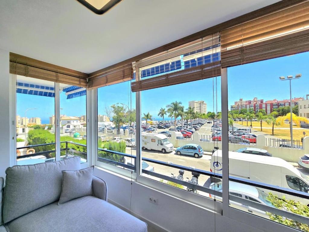 Sunshine Blue Skies and Seaview 2 Bedroom Apartment Seasonal Pool Free wifi and dedicated workspace by NAMASTE ELITE - 1