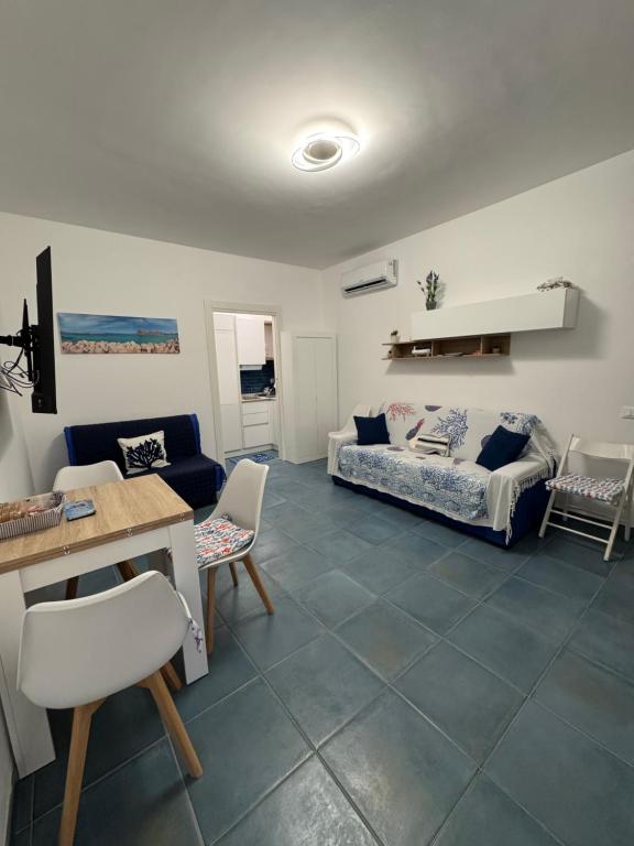 Casa Vacanze Marinella Beach - 1