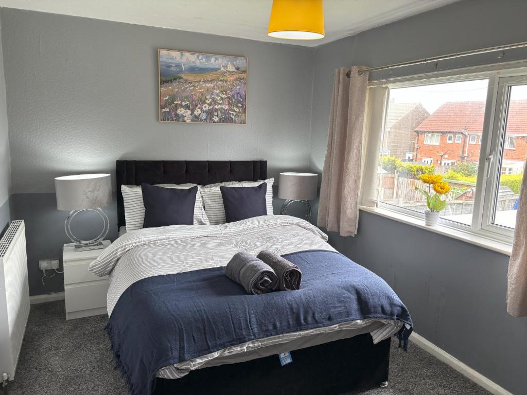 Zinoc Abode Free Parking, Cowpen