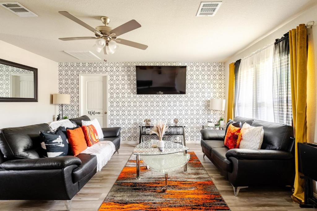 Sweet Xscape, Texas City