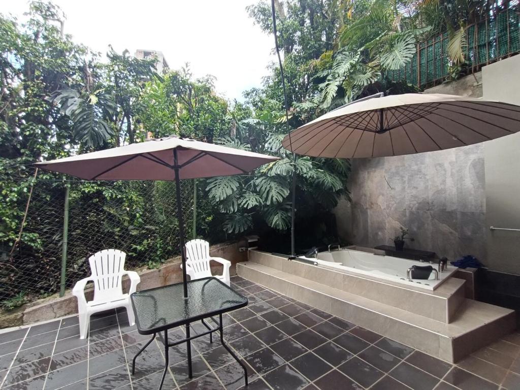 Aparta Hotel LOFT Campestre Jacuzzi Poblado apt 107 - 2