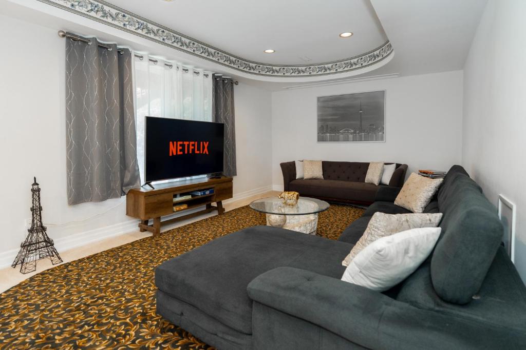 Frybrook, Richmond Hill