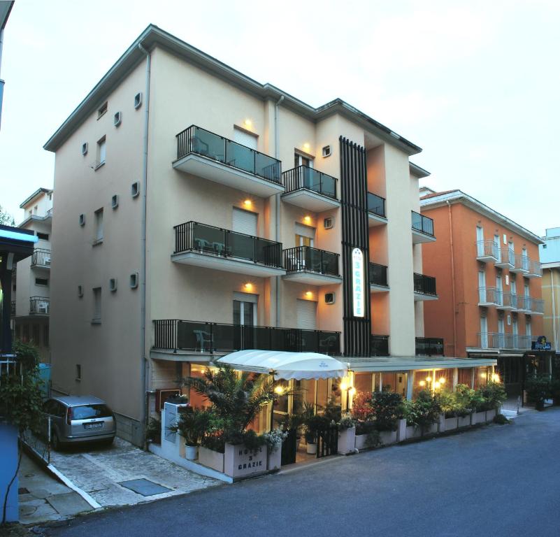 Hotel Tre Grazie — Hotel in Rimini
