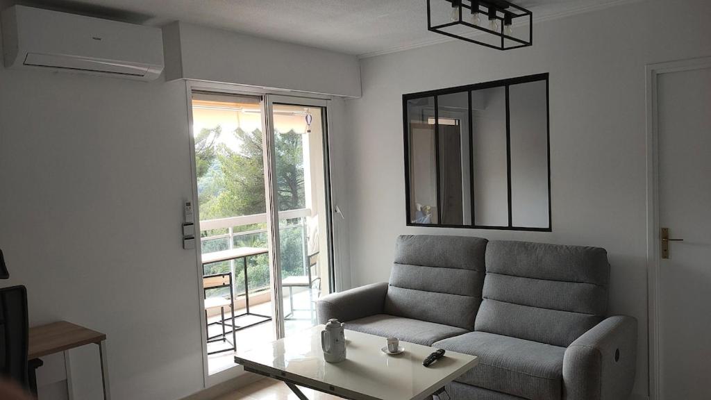 Apartment with residential pool - 4