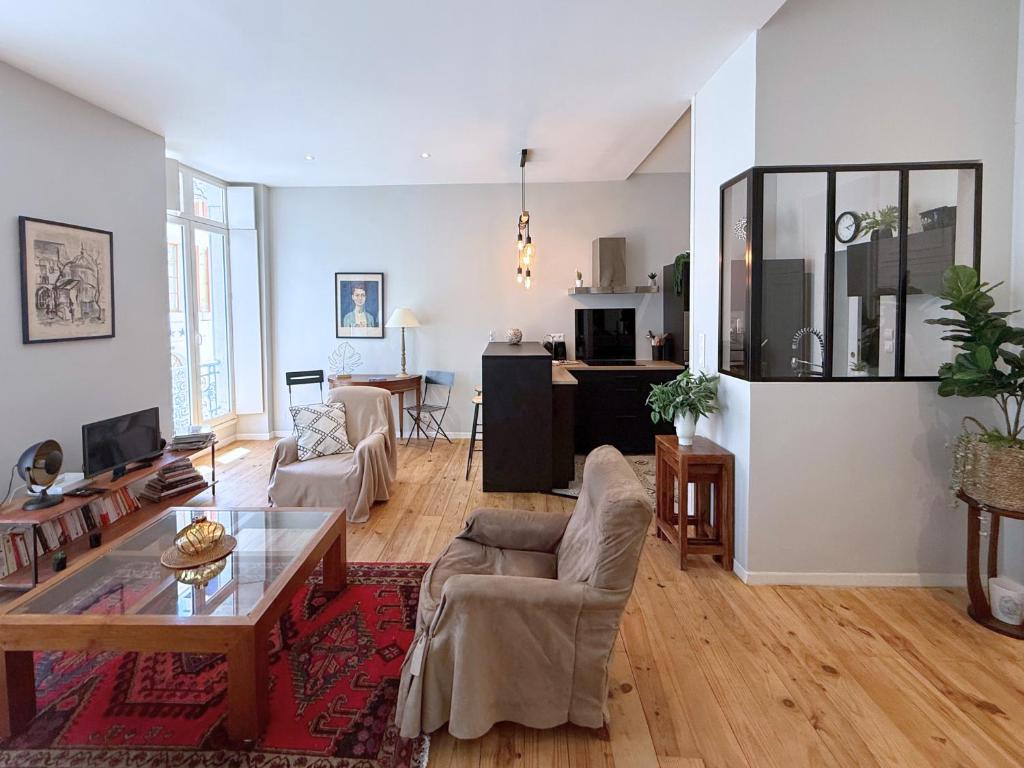 Le Barthou - T3 lumineux en centre-ville de Pau, Pau