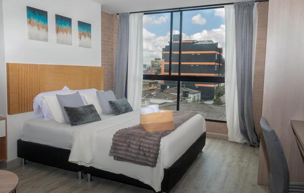 Business & Chill Studio, 3Pax - 4