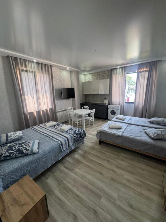 sea side, P'ichvnari