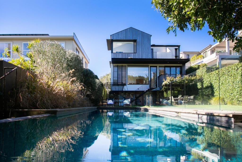 Azure Bliss, Vaucluse IH7, Sydney