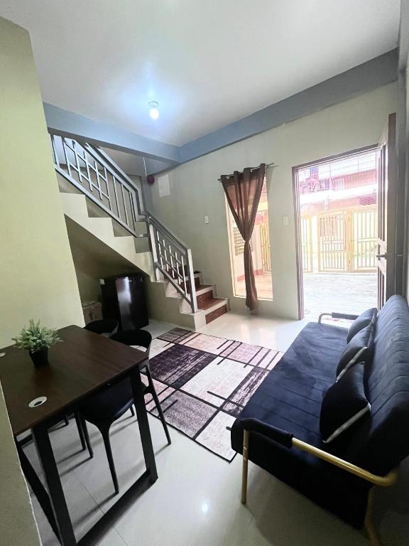 Ace Transient, Puerto Princesa