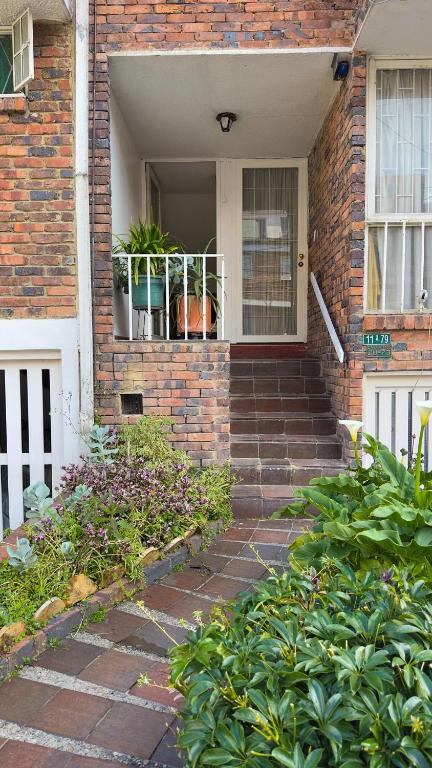 Tranquilo - Acogedor independiente muy bien ubicado - 2