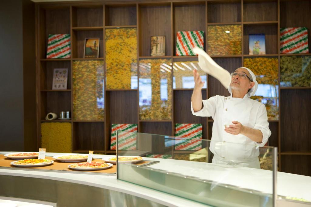 Hotel Samos — Restauracje i bary in Magalluf, Baleary
