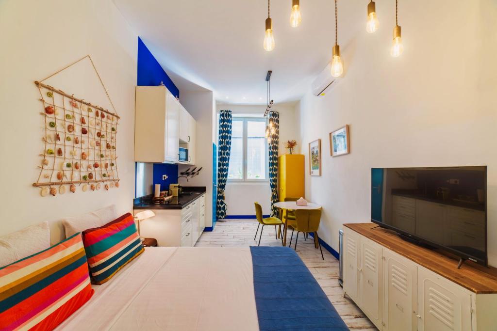 Studio Shell 22M2, 120m Vieux-Port, Clim, Wifi, Accès autonome avec code, Marsiglia