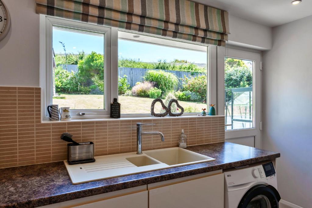Paws Rest, Salcombe (Finest Retreats) photo 8