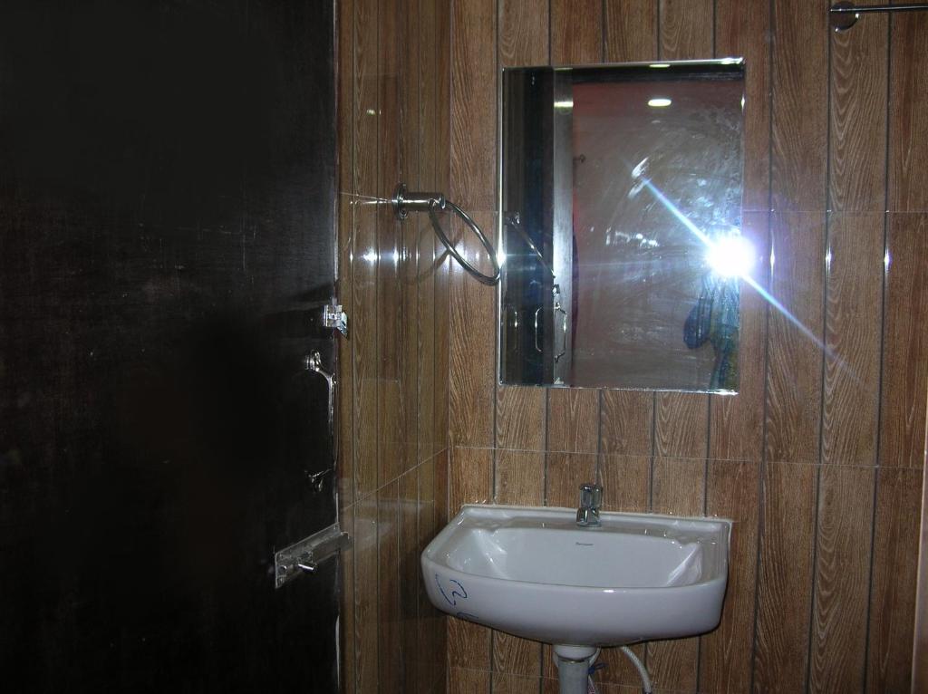 Hotel Woodside photo
