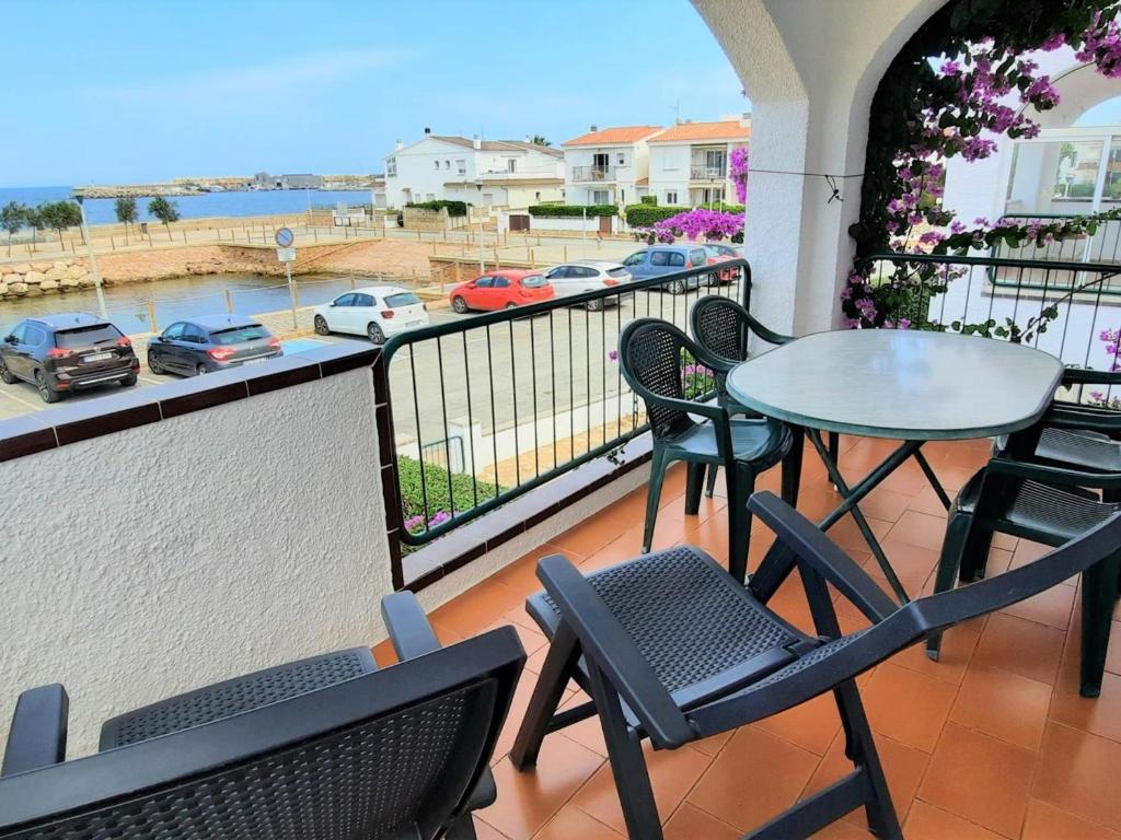 Apartamento Excelente en Primera Línea de Mar en Sant Carles, Llançà - ES-170-73 - 5
