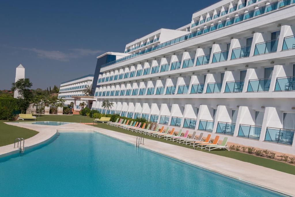 Four Points by Sheraton Costa Blanca Resort - 3
