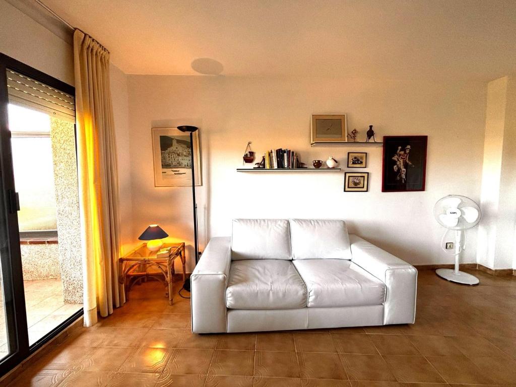 Apartamento junto a la Playa, L'Estartit, Mascotas Bienvenidas - ES-323-77 - 4