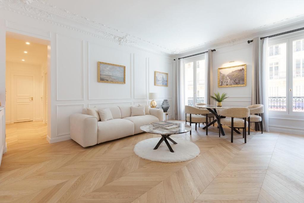 Pick A Flat's Apartments in Opéra - Rue La Fayette - 4