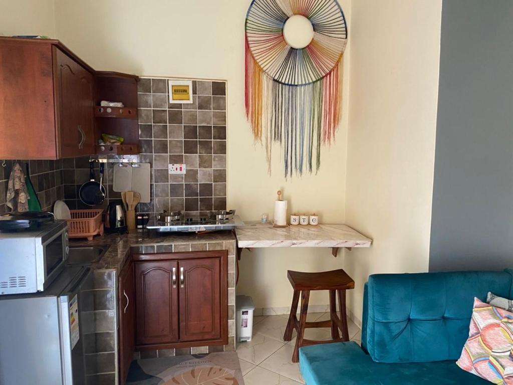 House Of Shee, Kampala