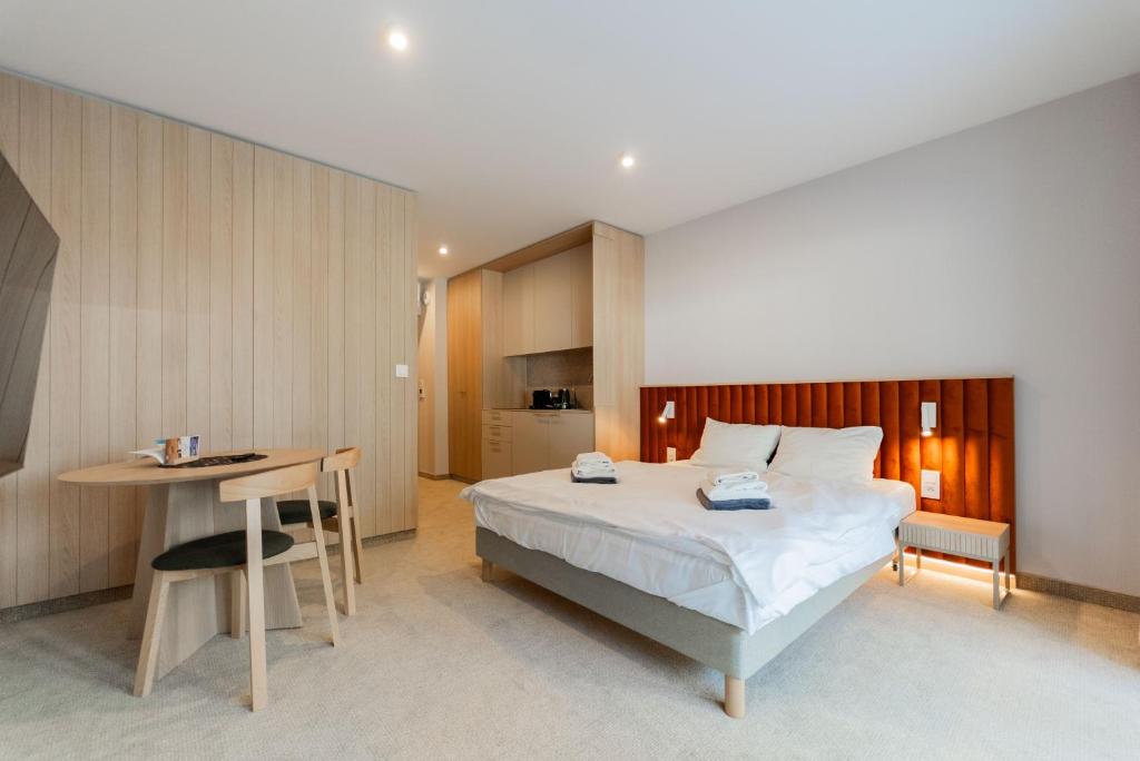 Sunny Rest in Seashell, Łukęcin