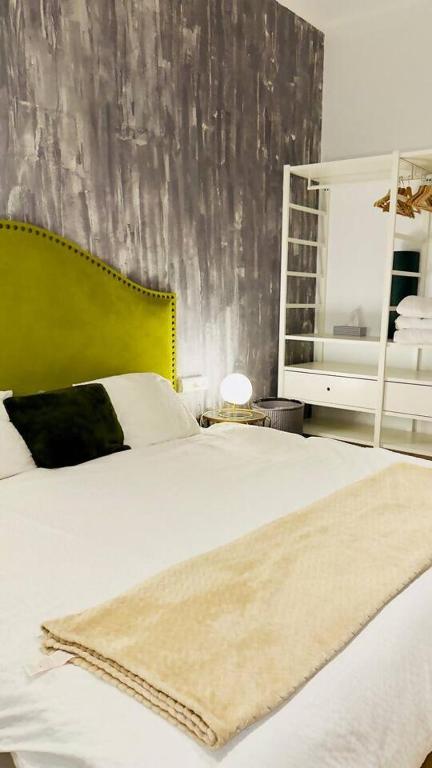 Habitación Plaza Zerolo A, Мадрид