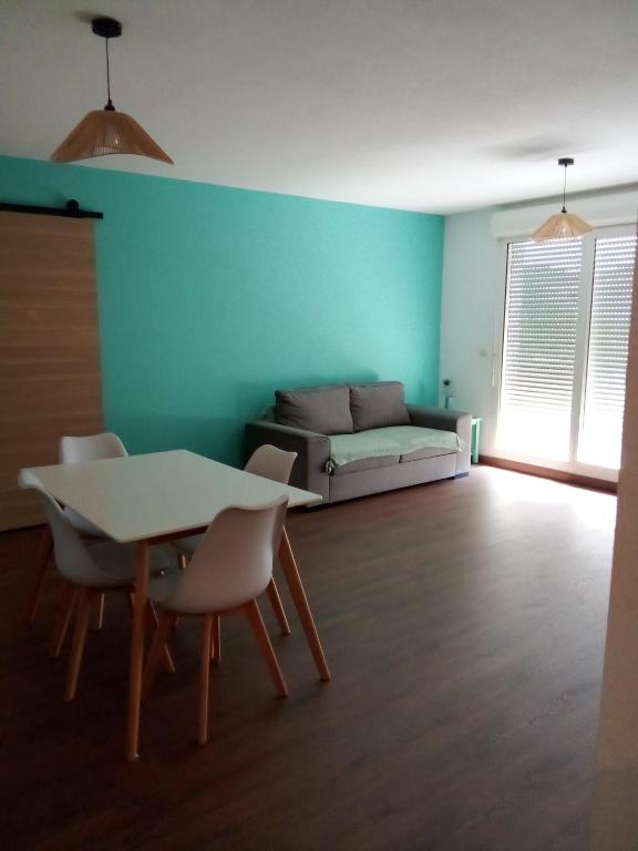 Appartement Mios, Lons-le-Saunier