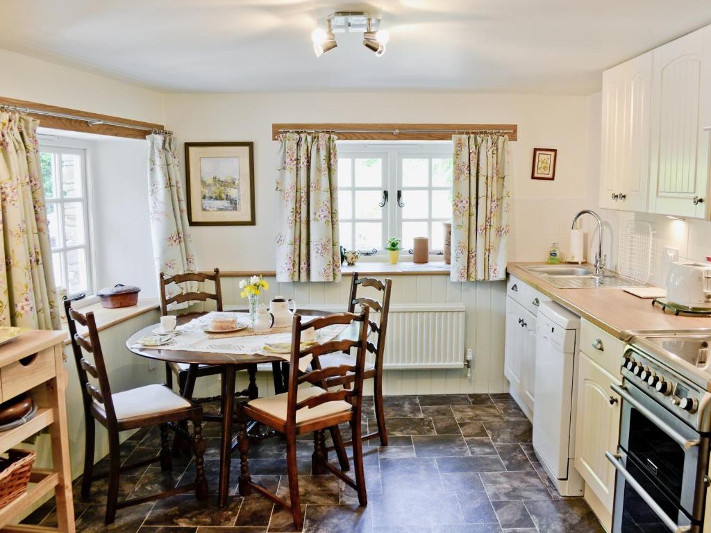 Peartree Cottage photo 6