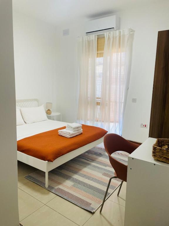 Bright & Airy 3 Bedroom Apartment, Naxxar