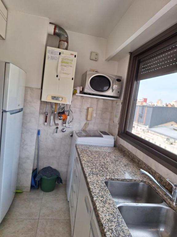 Departamento 2 dormitorios con terraza privada y vistas - 3
