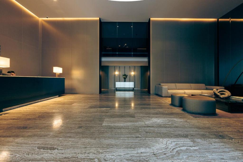 Studio Premium Tower by Armani - 3