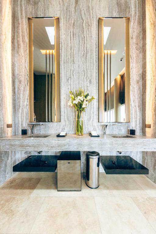 Studio Premium Tower by Armani - 4