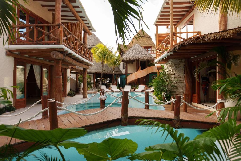 Casa Las Tortugas Petit Beach Hotel & Spa - 1