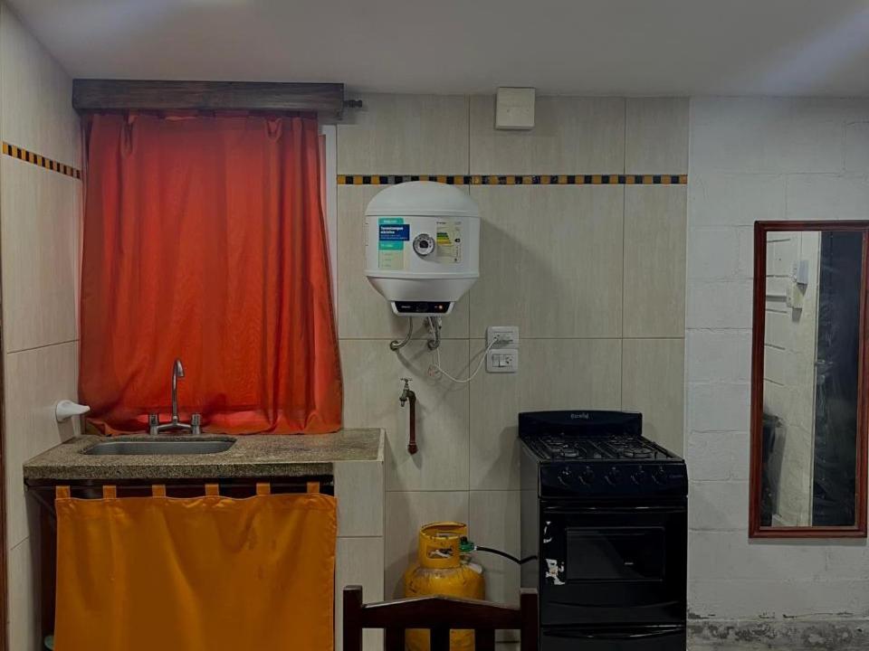 Acogedor familiar y agradable monoambiente. C/est. - 5