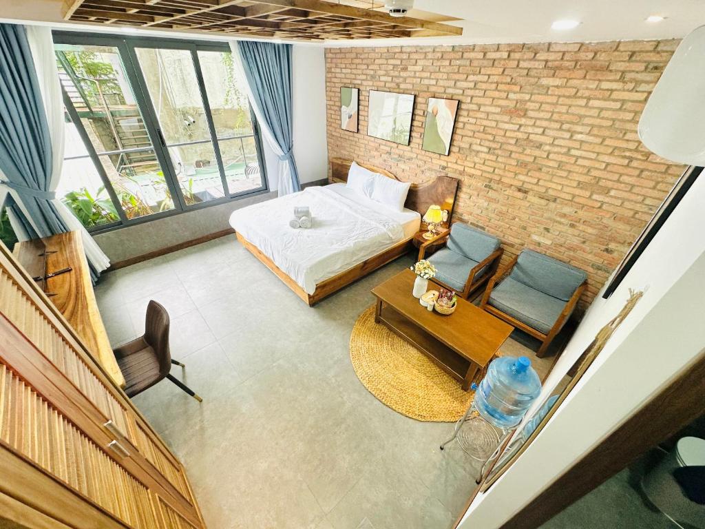 205MSNK Spacious Studio l Window & Kitchen, Can Tho