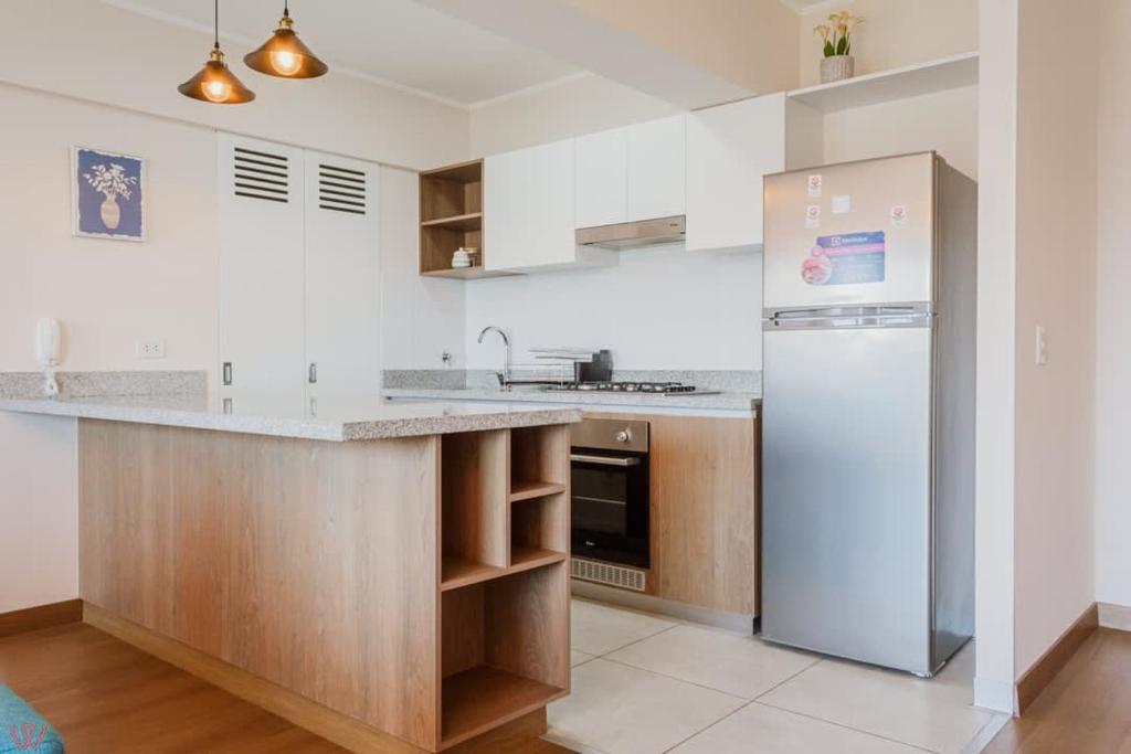Sophisticated 2BR Pool in Surquillo - 3