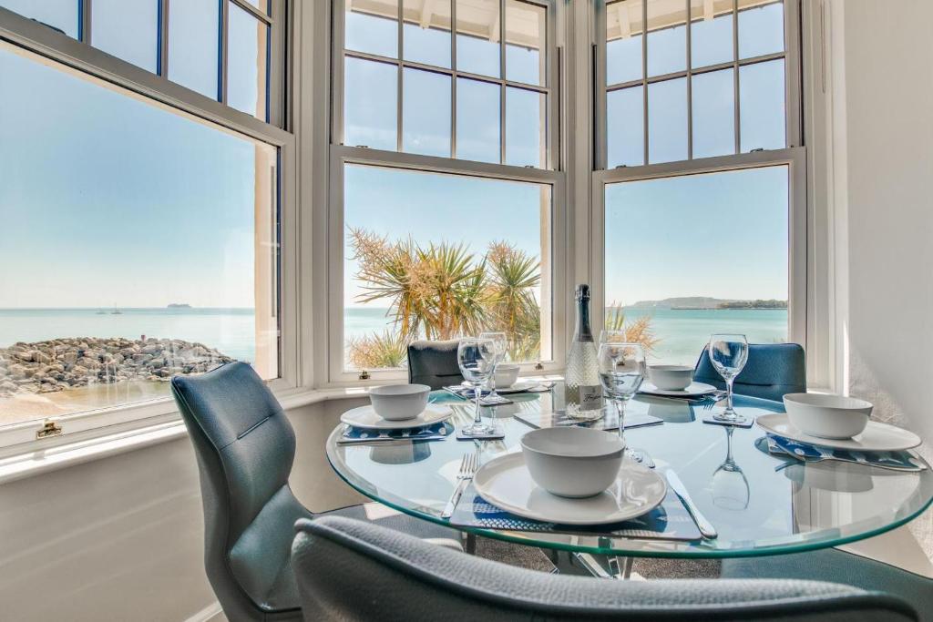 58B At The Beach, Weymouth