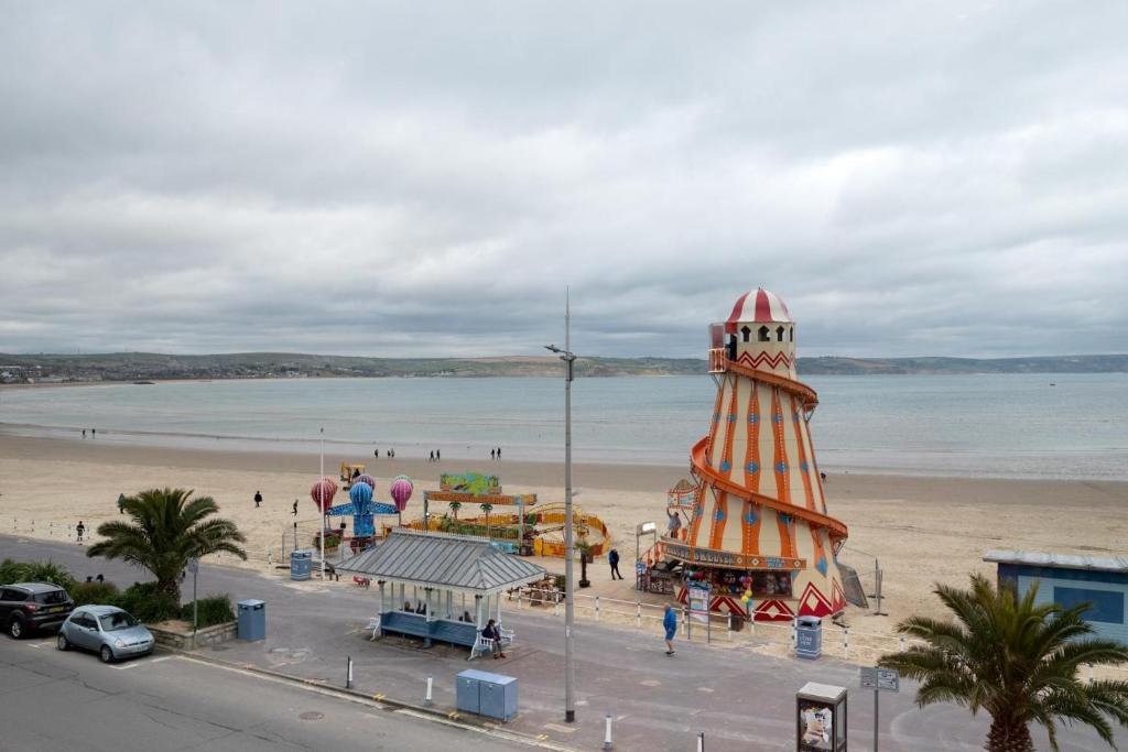 4 At The Beach, Weymouth