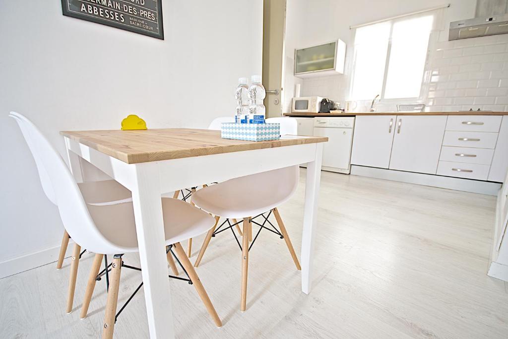 MalagaUrbanRooms - Central Suites - 3
