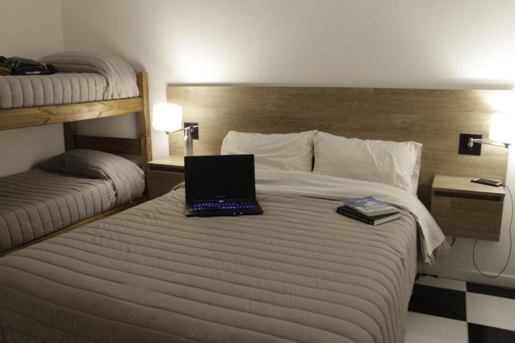 Hotel Low Cost Bahía - 1