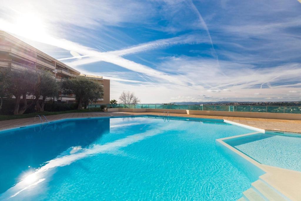 Appartement calme avec piscine Vue mer & montagne - 4
