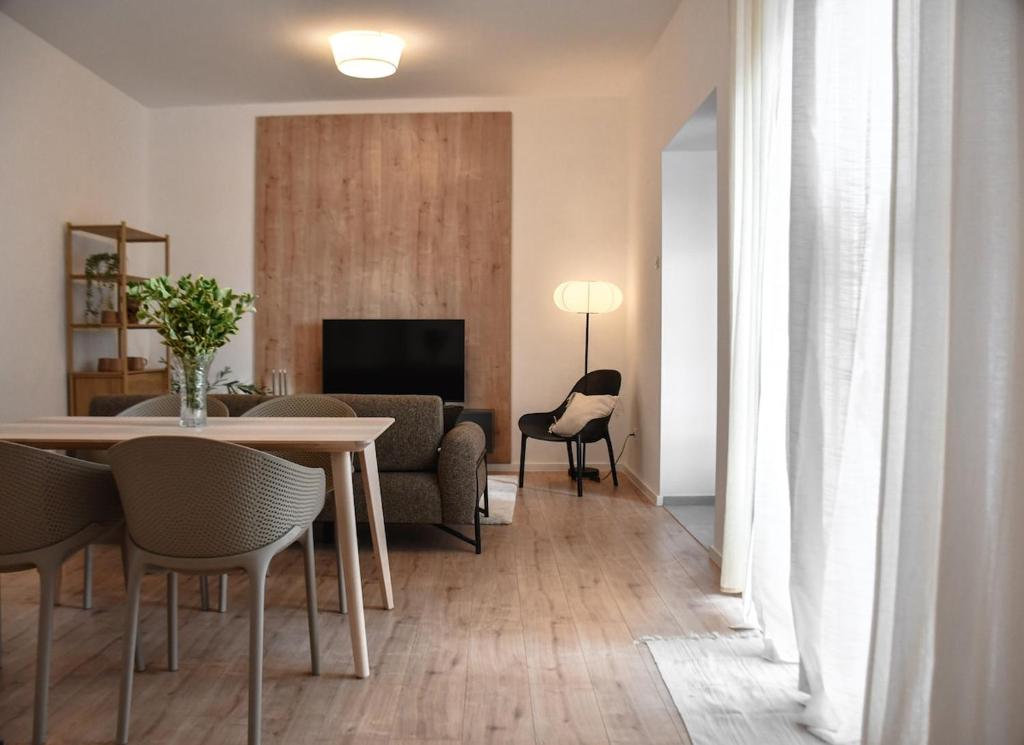 Apartman StarMo - 5 min walk to Old Bridge, Mostar