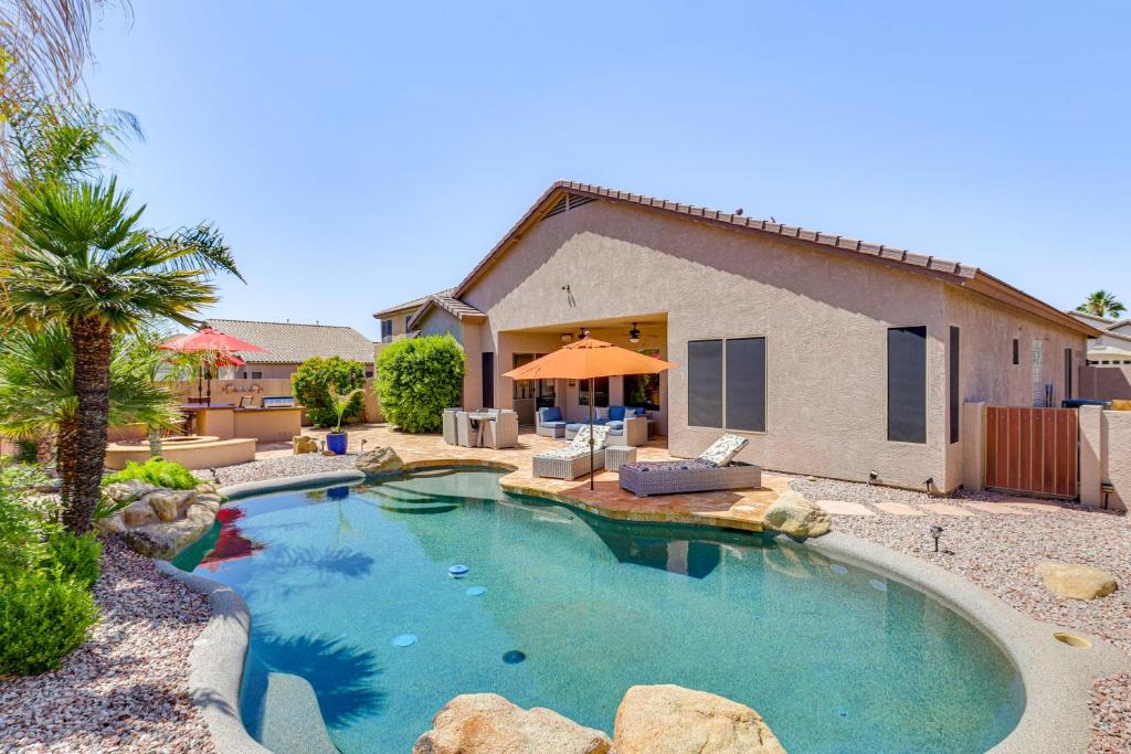 Peoria Desert Oasis Less Than 10 Mi to Spring Training!, Peoria