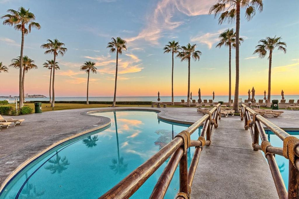 Beach & Pool at Your Door Sonoran Spa E108 Ground Floor Retreat - 4