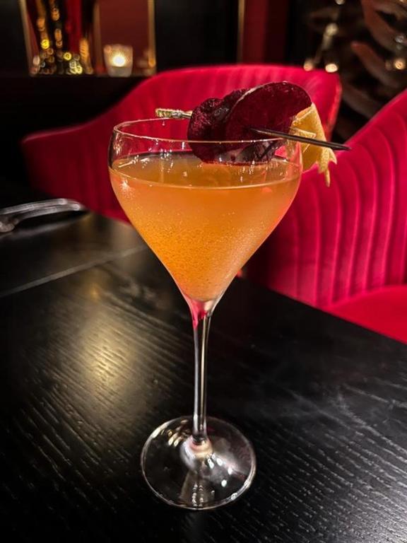 Bar/lounge