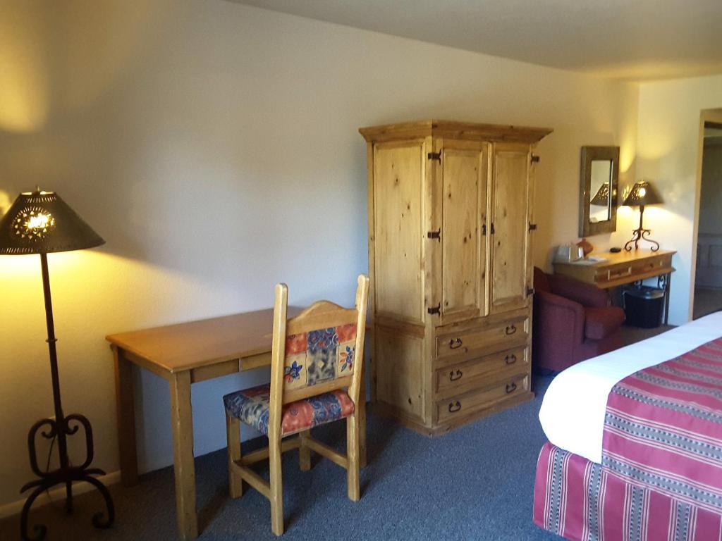 Beaver Creek Inn photo