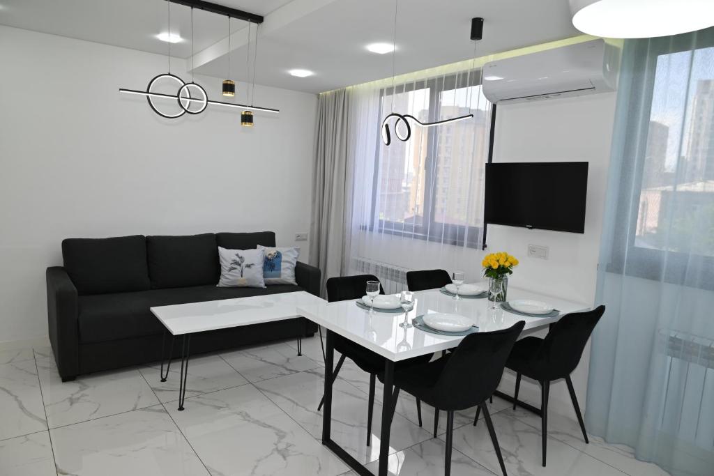 Spacious and quiet, Komitas 42, Jerevan