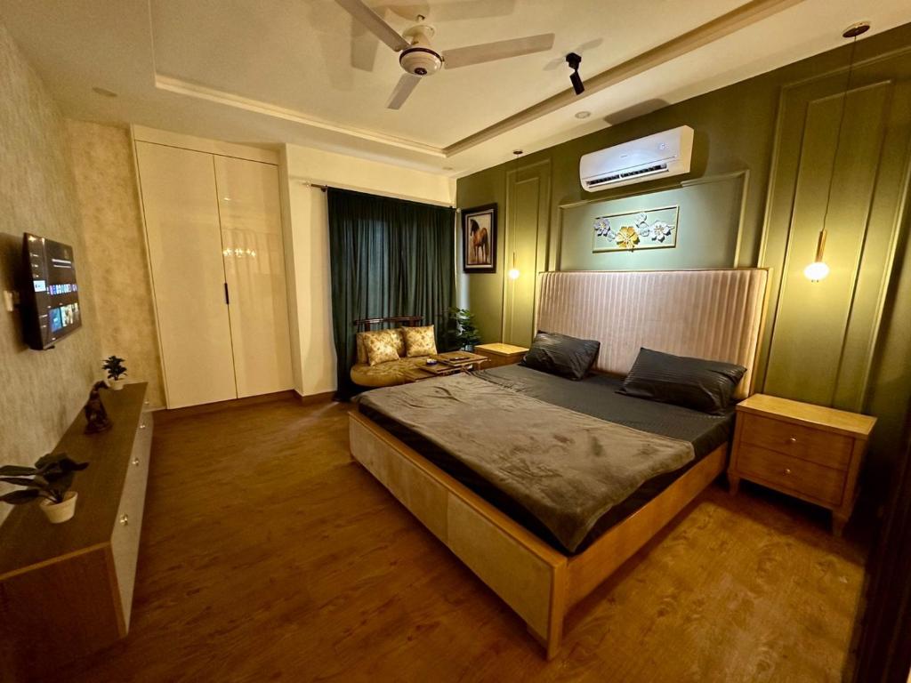 Grandeur Nest, Lahore